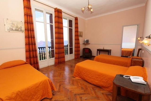 Hotel Les Roches Rouges Piana  Bilik gambar